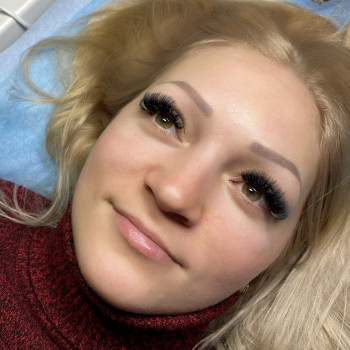 Наращивание ресниц
                    Лешмейкер Ляна Маріуполь