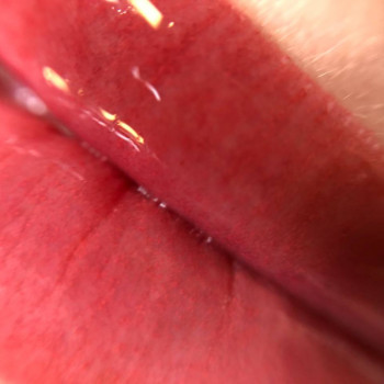 Перманентный макияж губ
                    Мастер перманентного макияжа Карина Харьков