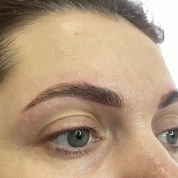 Загоєнний перманент брів, одна процедура