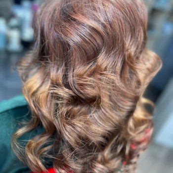 А это выход из темного без потери качества волос