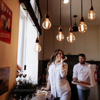 Фотосесія вдома лав сторі на день народження, фото - Весільний фотограф Анна Шаульська