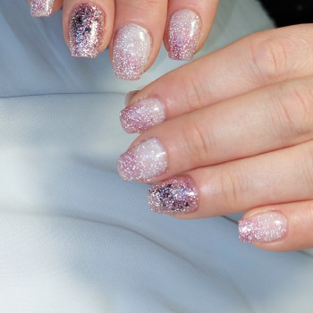 Укрепление гелем, гель-лак