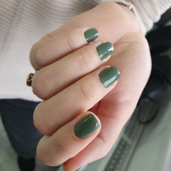 Зеленый маникюр хаки, фото - Мастер маникюра Мария Онда