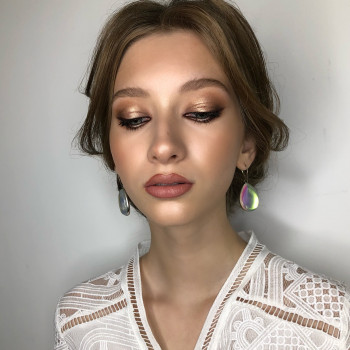 Свадебный макияж
                    Визажист Оля Одесса