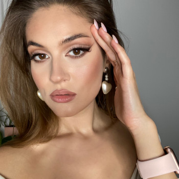 Свадебный макияж
                    Визажист Оля Одесса