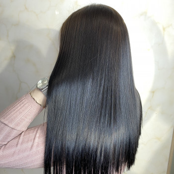 Стрижка горячими ножицями
                    Салон красоты Status & Style Киев