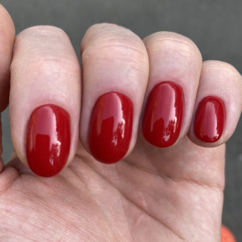 Манікюр з гель-лаком
                    Салон красоты Status & Style Киев