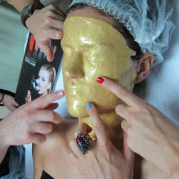 Золотой уход от испанского бренда Casmara и маска с 24 крат