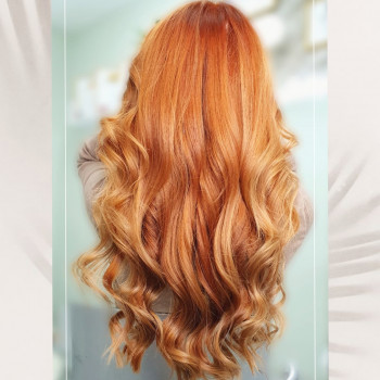 Обновить покраску, выровнять тон, исправить покраску ранее
                    Перукар Надежда Київ