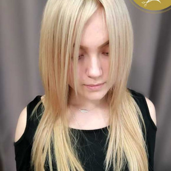 Женская стрижка
                    Парикмахер Елена Киев