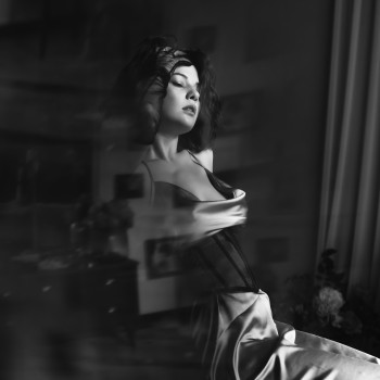 будуарна фотосесія, чб фотосесія