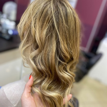 Плетіння/зачіски
                    Салон красоты Blackberry Киев