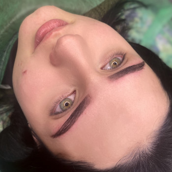 Перманентний макіяж брів