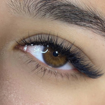 Фото из портфолио мастера Дарья Сахневич (бровист, Житомир)