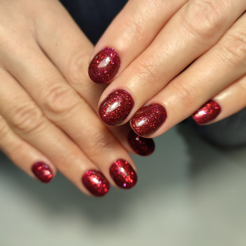 Покриття гель лак/гель
                    Мастер маникюра Анастасія Шпола