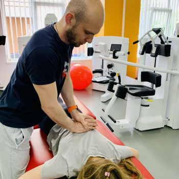 Фото з портфоліо майстра Валерій Данцев (масажист, Львів)