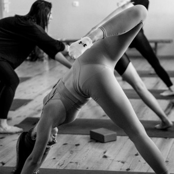 Бровары на шпагате, Бровары Фото - 5