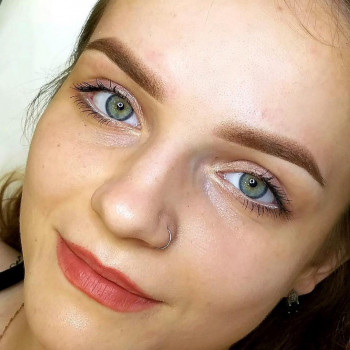 Перманентний макіяж чудово доповнить твій образ, підкреслить