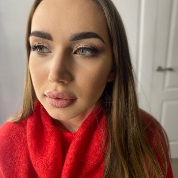 Макияж
                    Візажист Ксения Дніпро