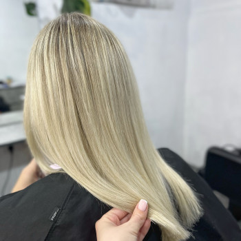 Сложное окрашивание
                    Перукар-колорист Ирина Вишневе