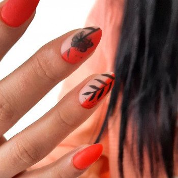 Фото з портфоліо майстра Елена Клепач (майстер манікюру, Кременчук)