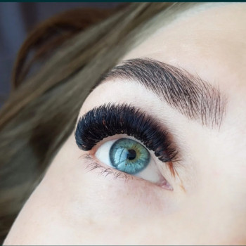 Татьяна Наращивание ресниц, Вишневе Фото - 7