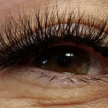 Наращивание ресниц
                    Мастер маникюра Алёна Фастов