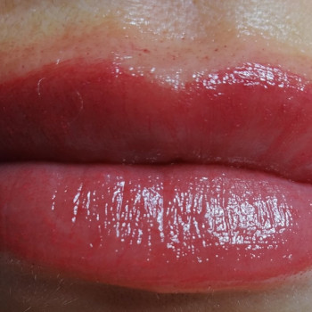 Перманентный макияж
                    Мастер маникюра Алёна Фастов