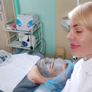 Маска закрывающая поры после комбинированной чистки лица