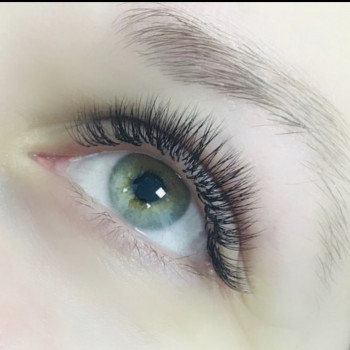 Наращивание ресниц
                    Лешмейкер Алеся Киев