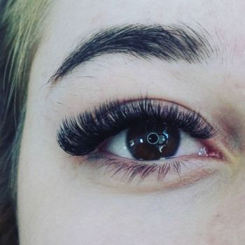 Наращивание ресниц
                    Лешмейкер Алеся Киев