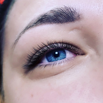 Наращивание ресниц
                    Лешмейкер Алеся Киев