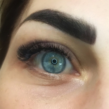 Наращивание ресниц
                    Лешмейкер Алеся Киев