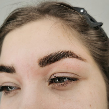 Коррекция, окрашивание, ламинирование бровей
                    Визажист Светлана Одесса