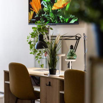 Манікюр модний педикюр професійний макіяж, фото - Б'юті-коворкінг Teres Nails Home