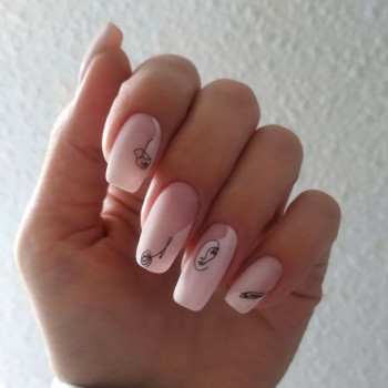 Нарощення нігтів (довжина 1,2,3)
                    Майстер манікюру Алена Київ