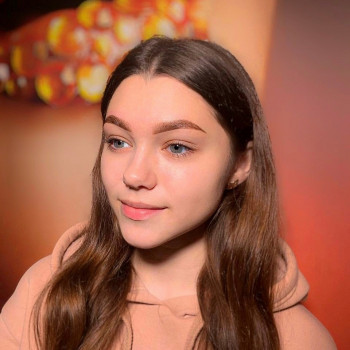 Оформление бровей
                    Мастер перманентного макияжа Ирина Болград