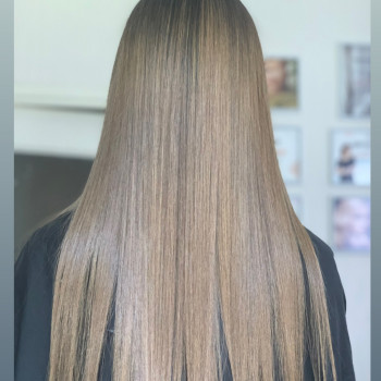 Кератиновое выпрмяление