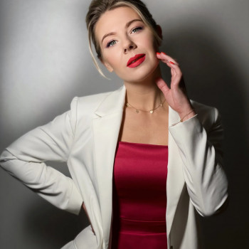 Свадебный макияж
                    Візажист Юлия Київ