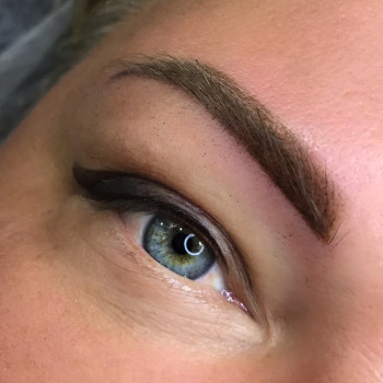 Татуаж бровей пудровое напыление перманентный макияж, фото - Салон красоты Sweet Bar