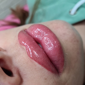 Перманентный макияж, татуаж
                    Мастер перманентного макияжа Людмила Одесса