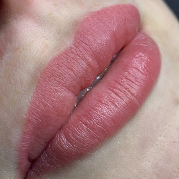 Перманентный макияж
                    Мастер перманентного макияжа Таня Ужгород