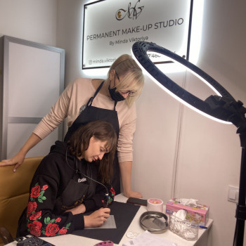 Перманентний макіяж
Навчання