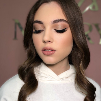 Весільний макіяж.