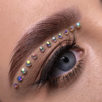 Естетика брів
                    Визажист Марина Хуст