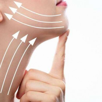 ліфтинг Нефертіті