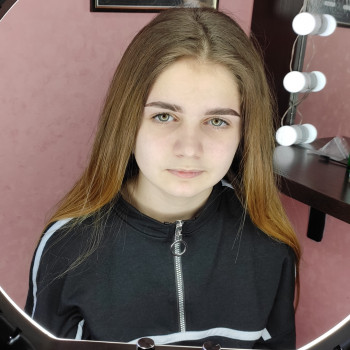 Моделирование бровей и покраска
                    Мастер перманентного макияжа Наталия Каменское