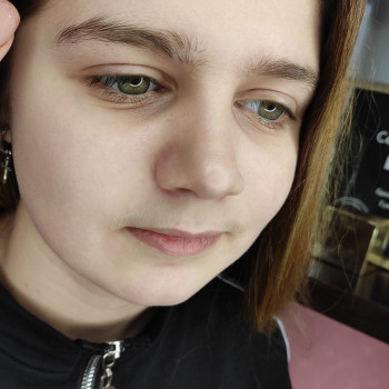 Моделирование бровей и покраска
                    Мастер перманентного макияжа Наталия Каменское