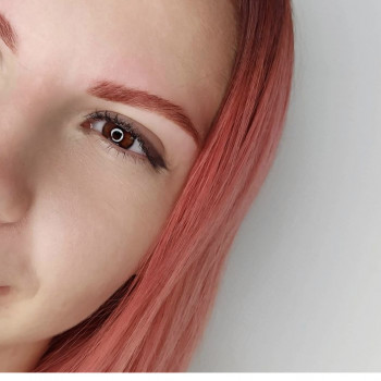 Моделювання та фарбування брів
                    Мастер перманентного макияжа Александра Кривой Рог