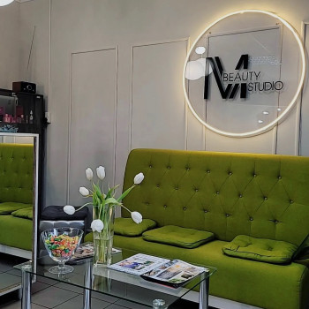 Збільшення губ
                    Салон краси MM Studio Тернопіль
